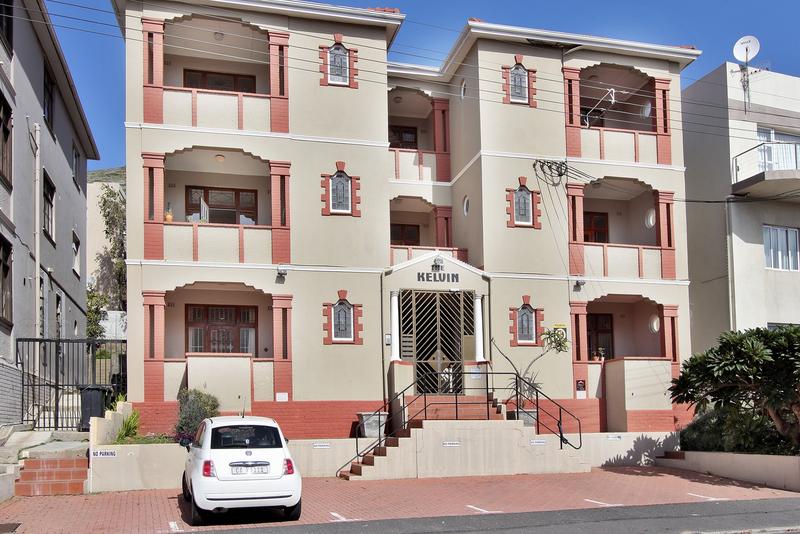 To Let 1 Bedroom Property for Rent in Green Point Western Cape